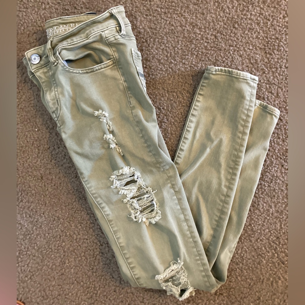 American Eagle Distressed Jeggings